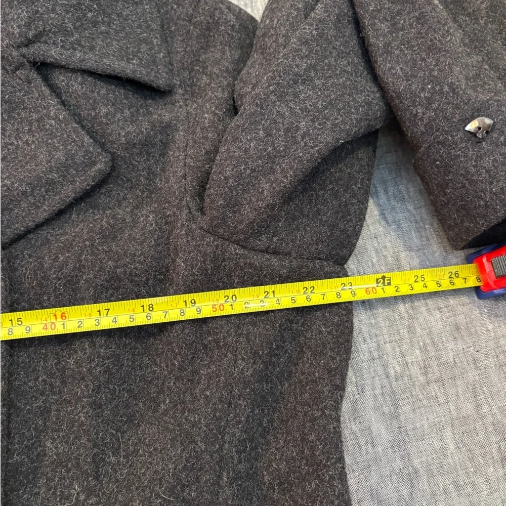 Women’s Double-Breasted 100% Wool Gray Black Coat - Picture 4 of 7